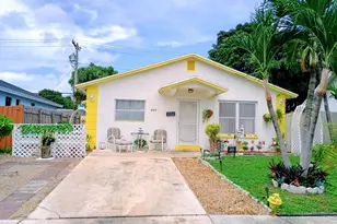 649 58th St, West Palm Beach, FL 33407 - Photo 1
