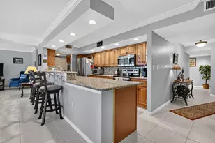 103 Half Moon Cir, Hypoluxo, FL 33462 - Photo 3