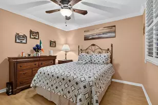 103 Half Moon Cir, Hypoluxo, FL 33462 - Photo 19
