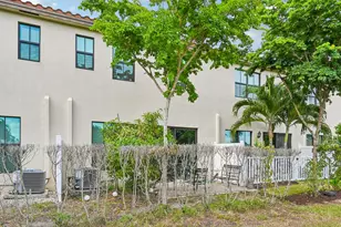2025 Oysterwood Ln, Riviera Beach, FL 33410 - Photo 29