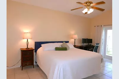 7614 Colony Lake Drive, Boynton Beach, FL 33436 - Photo 15