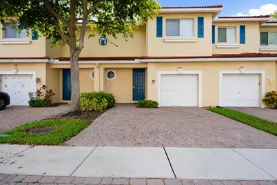 2789 S Evergreen Circle, Boynton Beach, FL 33426 - Photo 1