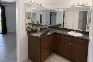 2820 Tennis Club Dr, West Palm Beach, FL 33417 - Photo 9