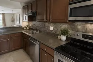 2820 Tennis Club Dr, West Palm Beach, FL 33417 - Photo 5
