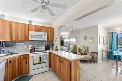 3589 La Aires Court #A-2, Greenacres, FL 33463 - Photo 7