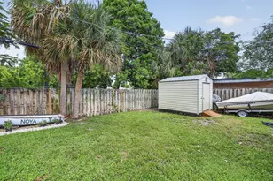 1633 NE 51st Ct, Pompano Beach, FL 33064 - Photo 31