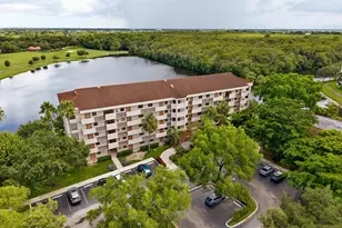 2768 Carambola Cir S, Coconut Creek, FL 33066 - Photo 29
