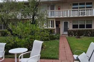 214 Cambridge, West Palm Beach, FL 33417 - Photo 1