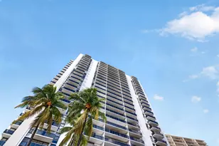 3675 N Country Club Dr, Aventura, FL 33180 - Photo 3