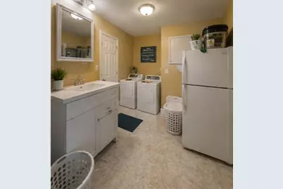 3925 NW 35th Avenue, Lauderdale Lakes, FL 33309 - Photo 7