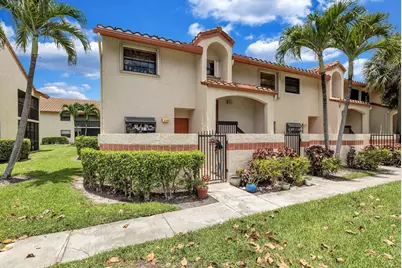 305 Congressional Way, Deerfield Beach, FL 33442 - Photo 1