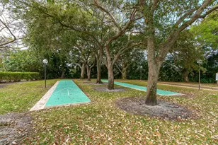 305 Congressional Way, Deerfield Beach, FL 33442 - Photo 23