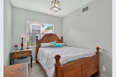 305 Congressional Way, Deerfield Beach, FL 33442 - Photo 17