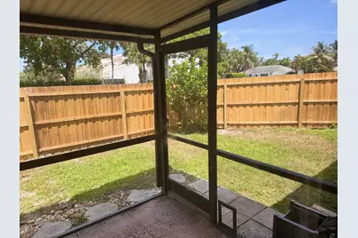 121 Beaumont Lane, Palm Beach Gardens, FL 33410 - Photo 19