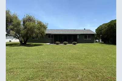 1422 SE Arenson Lane, Port Saint Lucie, FL 34952 - Photo 11