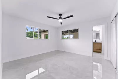 256 Greenbrier Drive, Palm Springs, FL 33461 - Photo 27