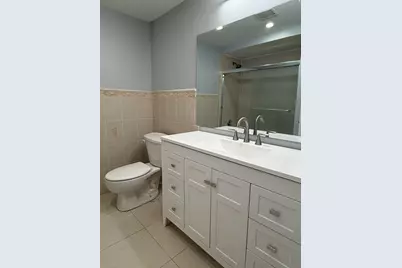 2701 Middle River Drive #21, Fort Lauderdale, FL 33306 - Photo 13