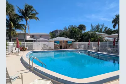 1772 Gulfstream Avenue #E1, Fort Pierce, FL 34949 - Photo 21