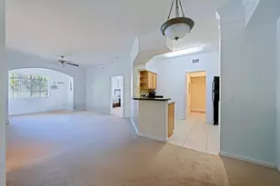 5205 Myrtlewood Cir E, Palm Beach Gardens, FL 33418 - Photo 5