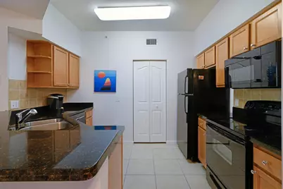 5205 Myrtlewood Circle E #201, Palm Beach Gardens, FL 33418 - Photo 13