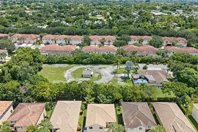5681 Desoto Road, Greenacres, FL 33463 - Photo 7