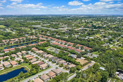 5681 Desoto Road, Greenacres, FL 33463 - Photo 15