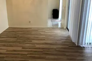 1371 Cottonwood Cir, Weston, FL 33326 - Photo 5