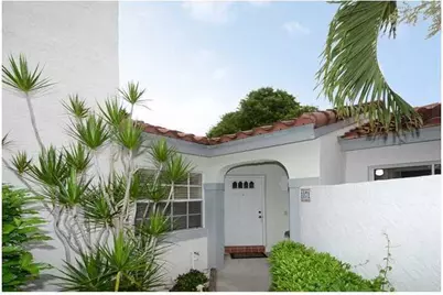 1371 Cottonwood Circle, Weston, FL 33326 - Photo 1