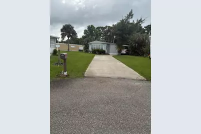 11 SE La Mesa, Port Saint Lucie, FL 34952 - Photo 5