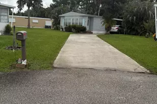 11 SE La Mesa, Port Saint Lucie, FL 34952 - Photo 5