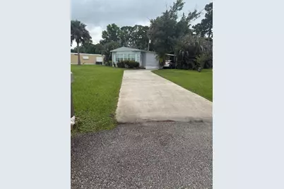 11 SE La Mesa, Port Saint Lucie, FL 34952 - Photo 3