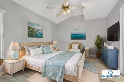 1020 Via Jardin, Riviera Beach, FL 33418 - Photo 21