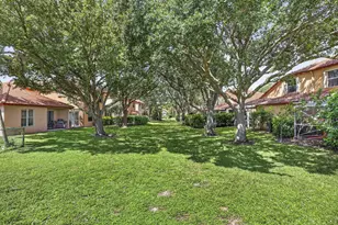 1020 Via Jardin, Riviera Beach, FL 33418 - Photo 47