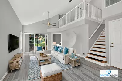 1020 Via Jardin, Riviera Beach, FL 33418 - Photo 9