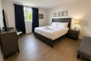 19370 Collins Ave, Sunny Isles Beach, FL 33160 - Photo 3