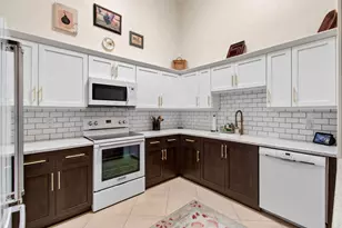 2356 Windjammer Way, West Palm Beach, FL 33411 - Photo 15