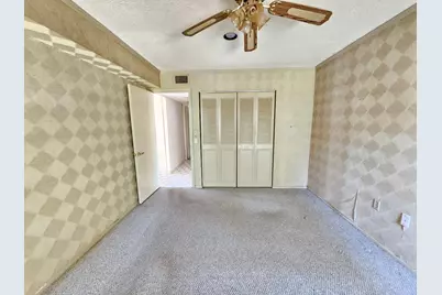 6 Greenway Village N #105, Royal Palm Beach, FL 33411 - Photo 11