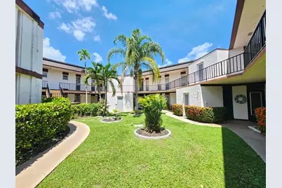 6 Greenway Village N #105, Royal Palm Beach, FL 33411 - Photo 17