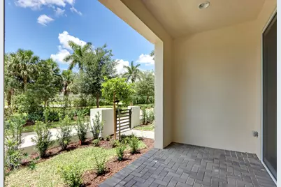12556 Gross Pointe Drive, Palm Beach Gardens, FL 33418 - Photo 11