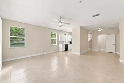 813 Pipers Cay Drive, West Palm Beach, FL 33415 - Photo 11