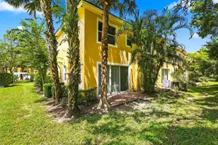 813 Pipers Cay Dr, West Palm Beach, FL 33415 - Photo 33