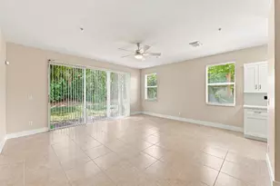 813 Pipers Cay Dr, West Palm Beach, FL 33415 - Photo 13