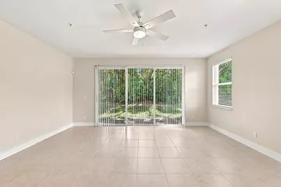 813 Pipers Cay Drive, West Palm Beach, FL 33415 - Photo 15
