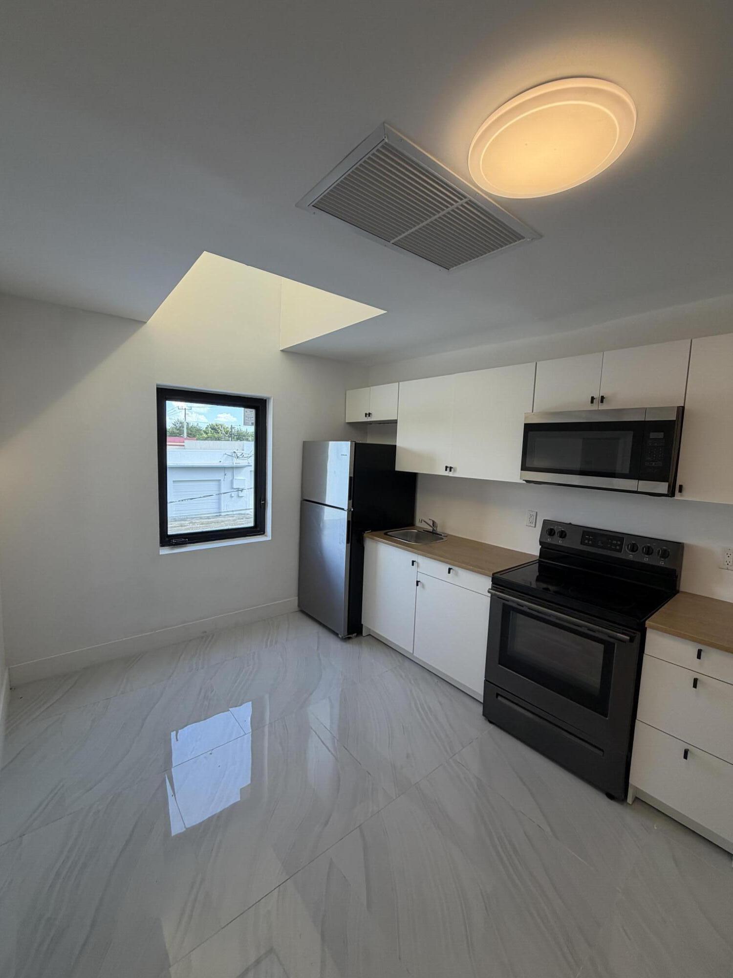 8211 Biscayne Blvd #1 - 8211 Biscayne Blvd #1, Miami, FL 33138 Luxury Property | Jose Angel Pina
