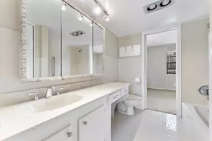 501 SW 11th Pl, Boca Raton, FL 33432 - Photo 11
