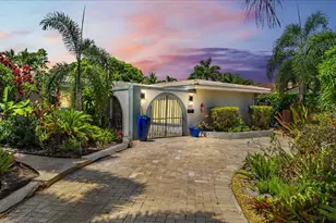 2137 NE 17th Ave, Wilton Manors, FL 33305 - Photo 1