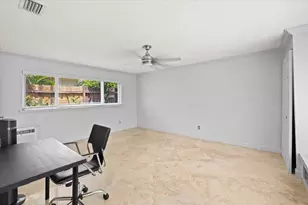 2137 NE 17th Ave, Wilton Manors, FL 33305 - Photo 13