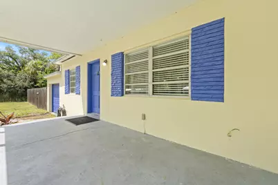 1054 Trinidad Avenue, Fort Pierce, FL 34982 - Photo 3