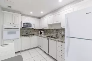3801 S Ocean Dr, Hollywood, FL 33019 - Photo 7