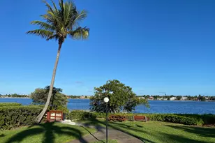 7030 Half Moon Cir, Hypoluxo, FL 33462 - Photo 33